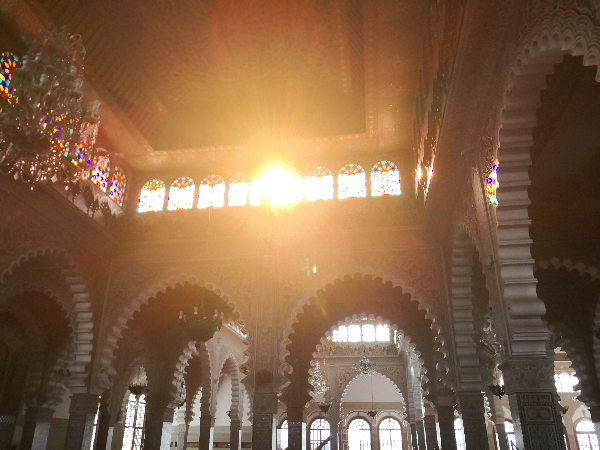 Faithful Journeys: Exploring the World Through an Islamic Lens