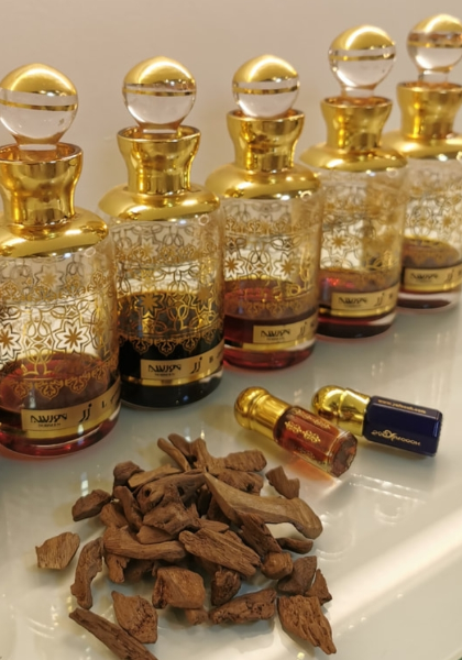 The Essence of Oud: A Fragrant Gift